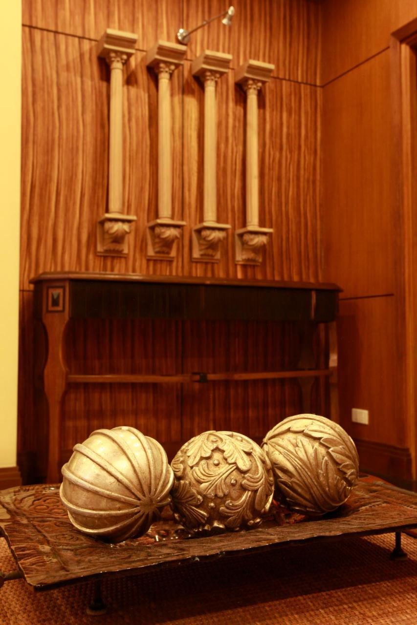 Herald Suites Solana Makati City Exterior photo